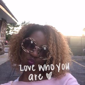 Meet your Posher, Talitha